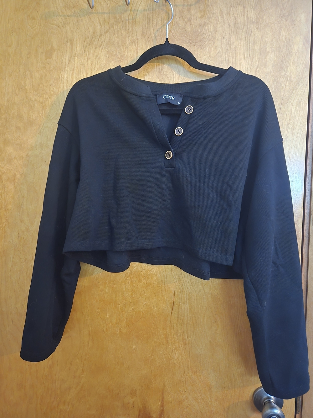Cider Black Cropped Henley Button-Front Top